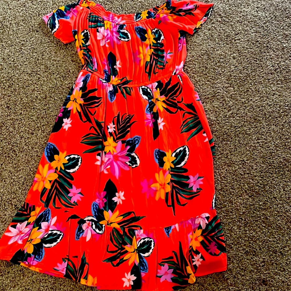 Old Navy size Large off shoulder tropical dress. Orange with flowers.